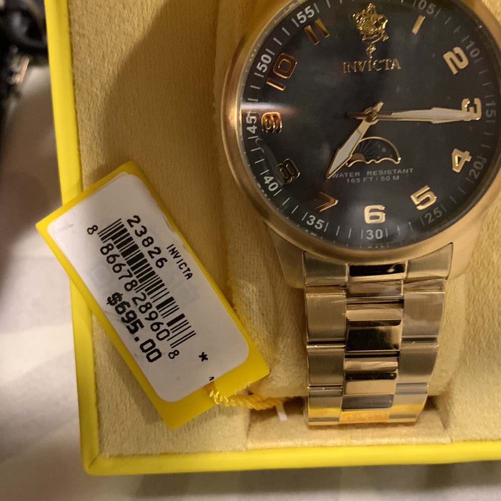 All Gold Invicta Royals - Picture 5 of 5